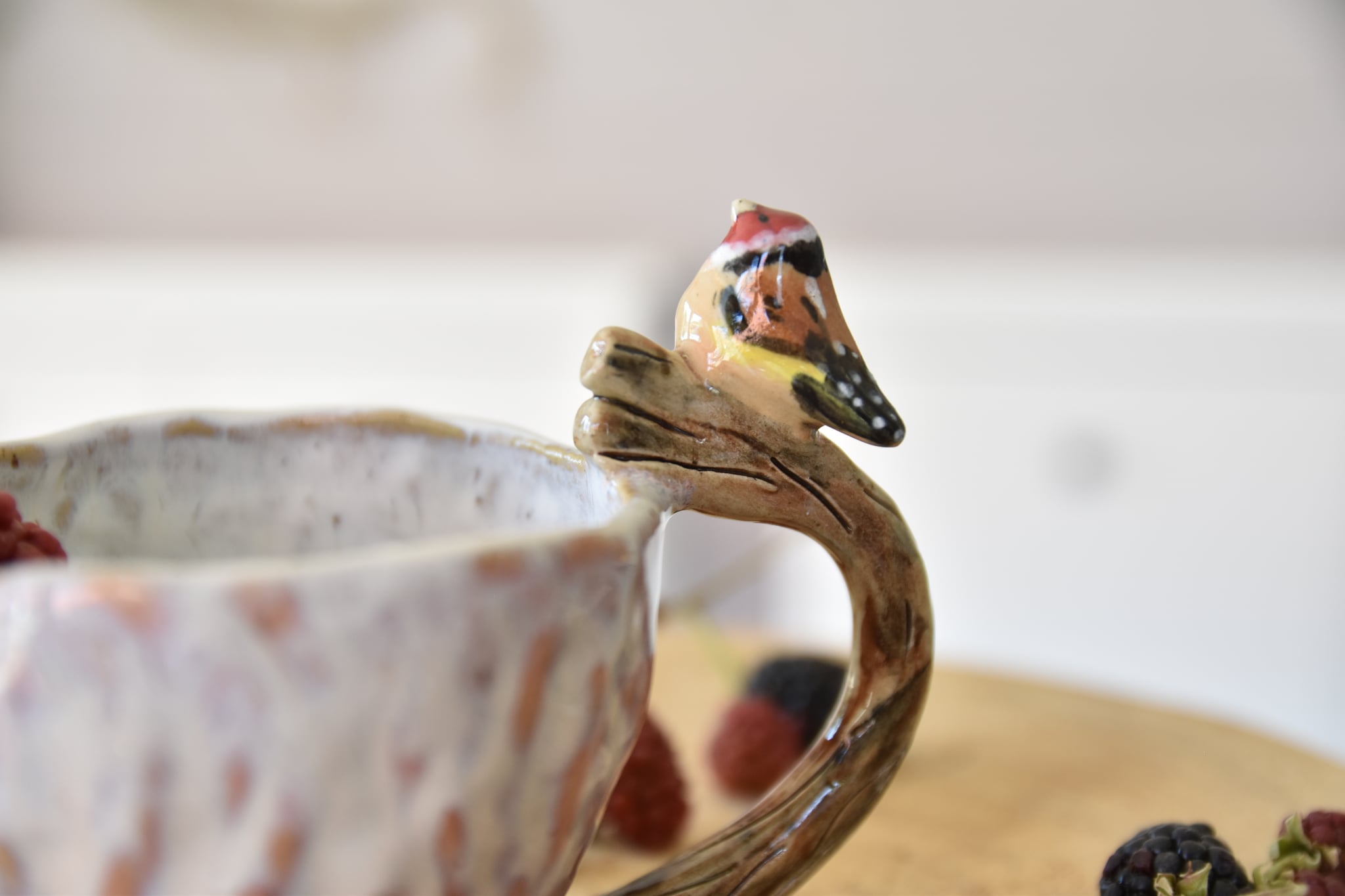  Stehlík na konáriku rose&white mug (cca 2,5dcl)